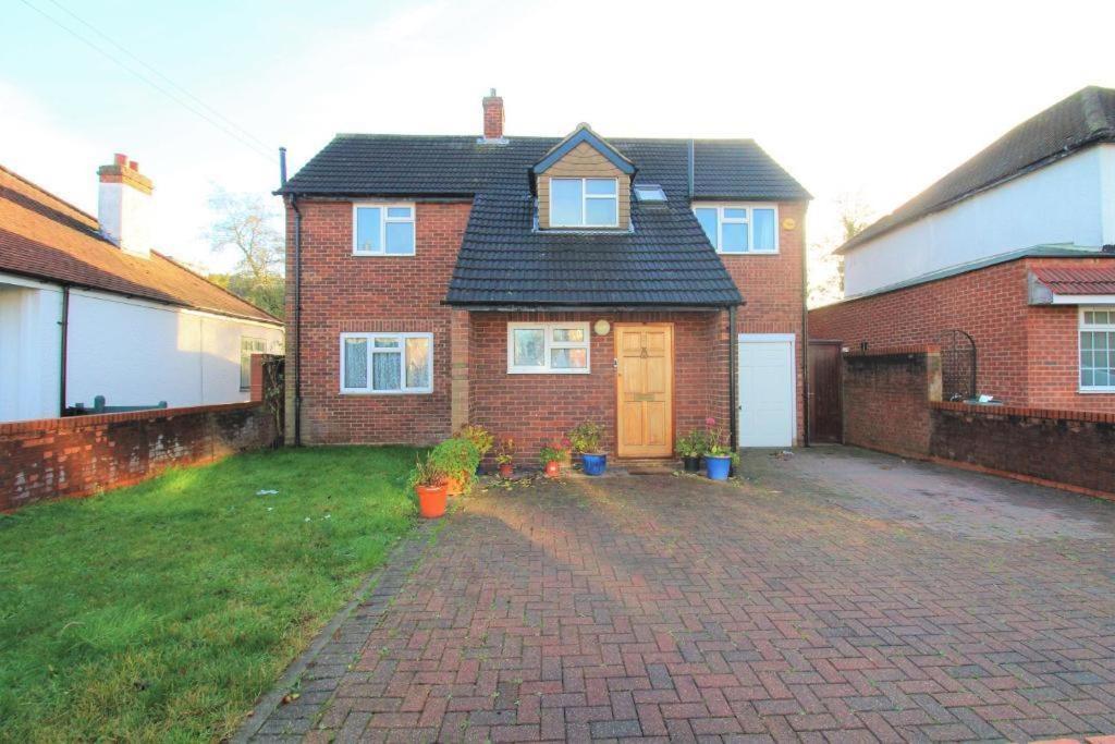The Heathrow Lodge London Uk Harmondsworth Kültér fotó